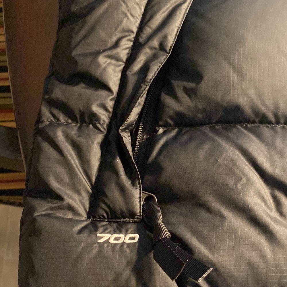 North Face Sleeveless Puffer Jacket. Brand new no tags. Never worn.